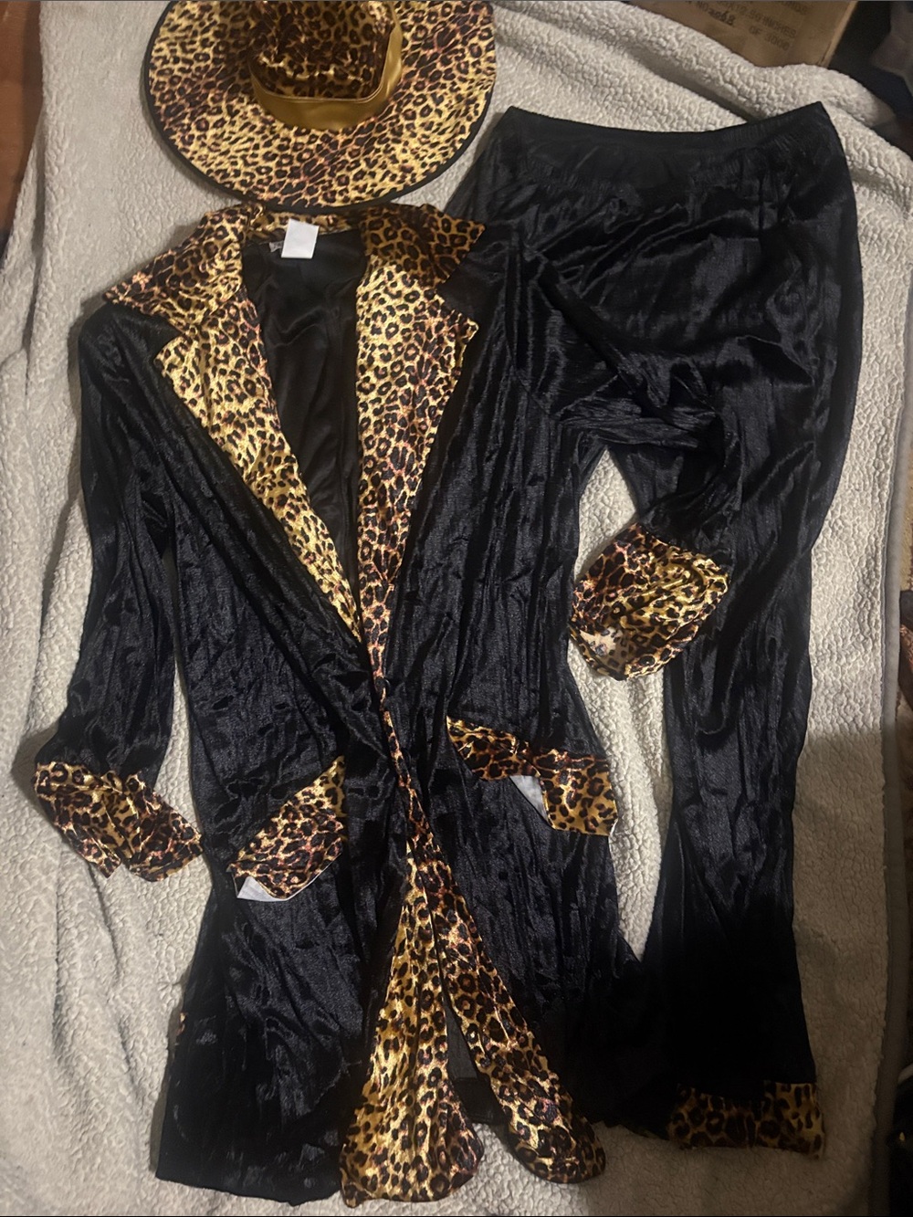 Spirit Supa Mac Daddy Adult Costume - Purple with Leopard Trim